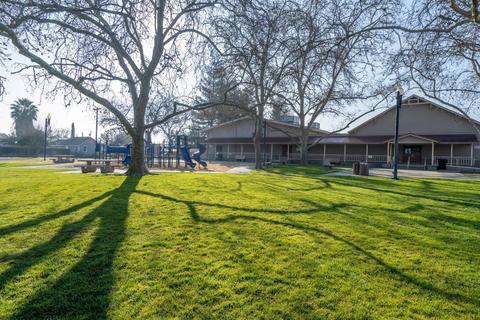 425 S Locust Ave, Ripon, CA 95366 photo 36