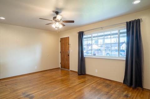 425 S Locust Ave, Ripon, CA 95366 photo 10