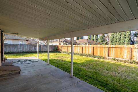 425 S Locust Ave, Ripon, CA 95366 photo 34