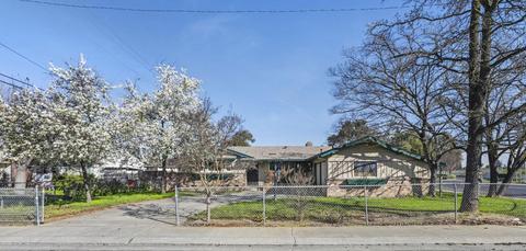 205 Carson Pl, Stockton, CA 95207 photo 2
