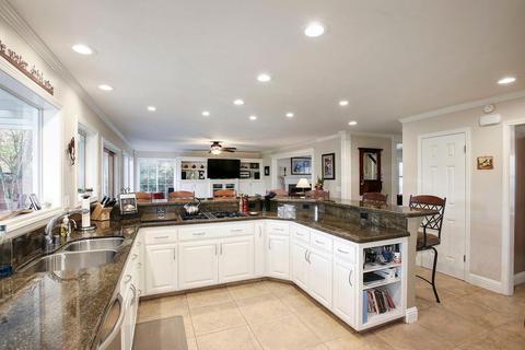 2302 Garfield Ave, Carmichael, CA 95608 photo 14