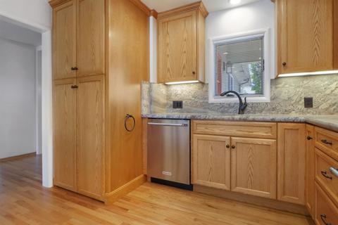 533 Park St, Lodi, CA 95240 photo 14