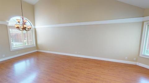 920 Lassen Ct, Tracy, CA 95376 photo 4