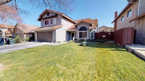 920 Lassen Ct, Tracy, CA 95376 photo 2
