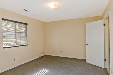 141 Drake Ave, Modesto, CA 95350 photo 31