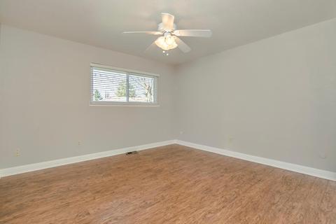3996 Rochdale Dr, Carmichael, CA 95608 photo 18