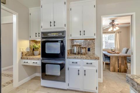 3996 Rochdale Dr, Carmichael, CA 95608 photo 8