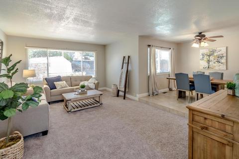 3996 Rochdale Dr, Carmichael, CA 95608 photo 4