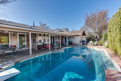 2005 El Toro Way, Modesto, CA 95355 photo 2