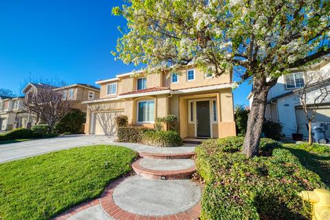 2245 Aragon Ct, Tracy, CA 95377 photo 2