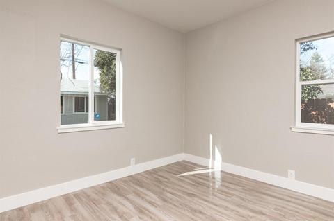 211 Olive Ave, Modesto, CA 95350 photo 14