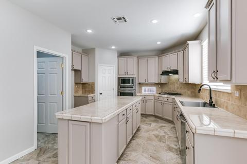 3908 Lakeside Dr, Modesto, CA 95355 photo 18