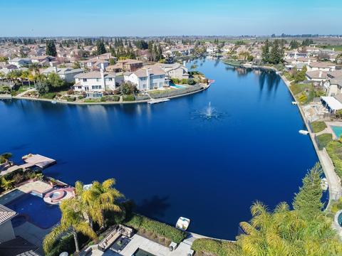 3908 Lakeside Dr, Modesto, CA 95355 photo 4