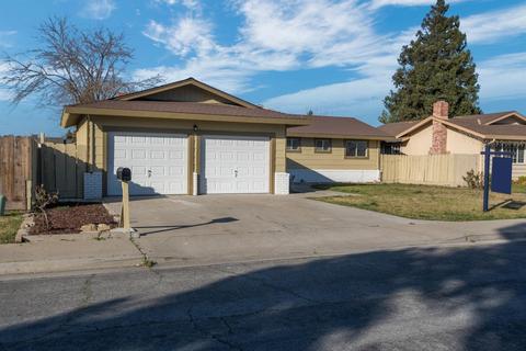 725 Georgetown Ave, Turlock, CA 95382 photo 3