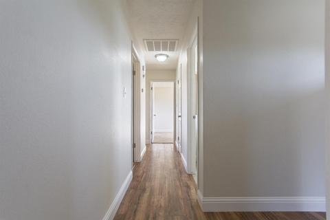 725 Georgetown Ave, Turlock, CA 95382 photo 17