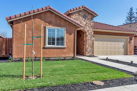 2460 Greenboro St, Turlock, CA 95382 photo 3