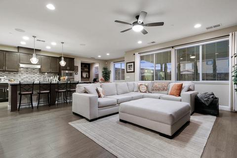 547 S Ventana Ave, Tracy, CA 95376 photo 10
