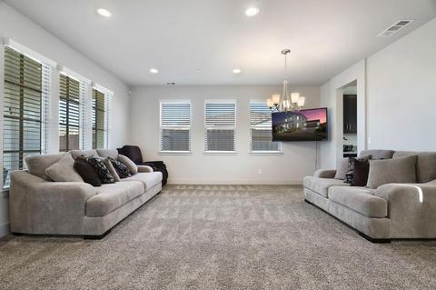 92 Marguerite Ln, Patterson, CA 95363 photo 8