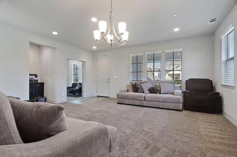 92 Marguerite Ln, Patterson, CA 95363 photo 9
