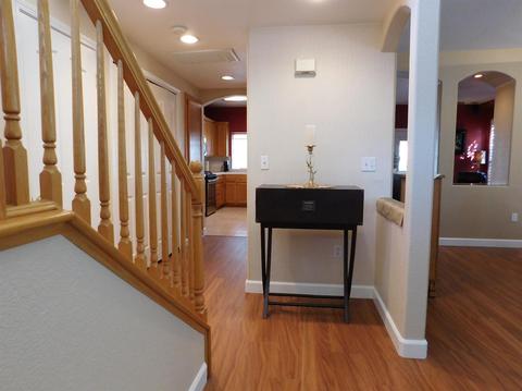 3625 Koso, Davis, CA 95618 photo 2