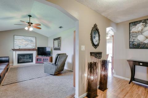 3324 Eclipse Ct, Sacramento, CA 95826 photo 2