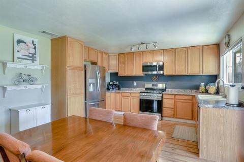 3324 Eclipse Ct, Sacramento, CA 95826 photo 8