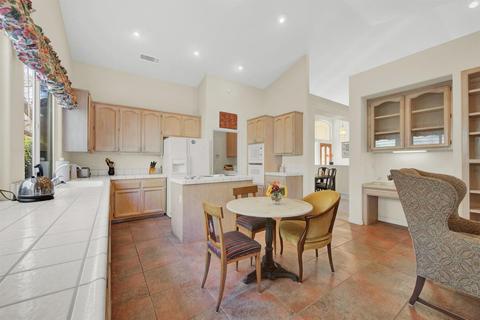2213 Lassen Pl, Davis, CA 95616 photo 6
