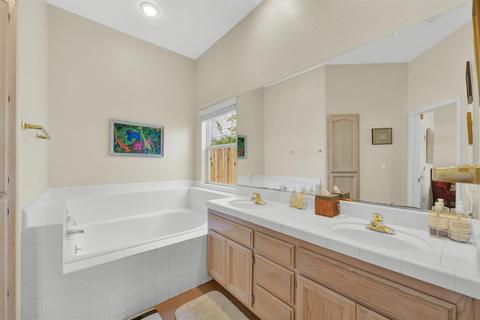 2213 Lassen Pl, Davis, CA 95616 photo 17