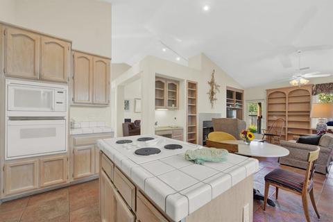 2213 Lassen Pl, Davis, CA 95616 photo 8