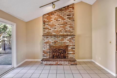 1309 Kara Ln, Modesto, CA 95355 photo 9