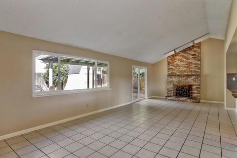 1309 Kara Ln, Modesto, CA 95355 photo 7