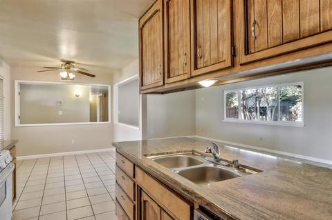 1309 Kara Ln, Modesto, CA 95355 photo 15