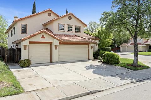 700 Foxwood Dr, Tracy, CA 95376 photo 2