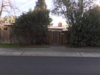 1600 Holly Dr, Lodi, CA 95242 photo 2