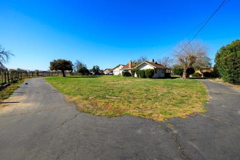 1701 Golf Rd, Turlock, CA 95380 photo 2