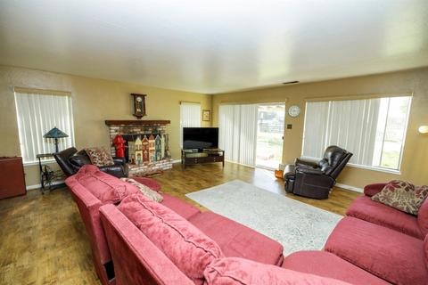 1701 Golf Rd, Turlock, CA 95380 photo 5