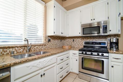 6431 Emerald Dr, Rocklin, CA 95677 photo 17