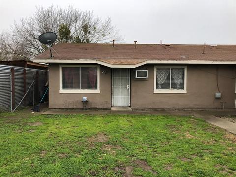2004 Pleasant Ave, Ceres, CA 95307 photo 2