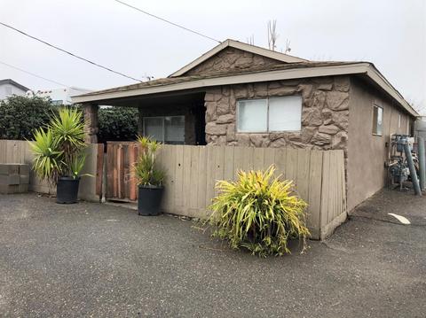 2004 Pleasant Ave, Ceres, CA 95307 photo 1
