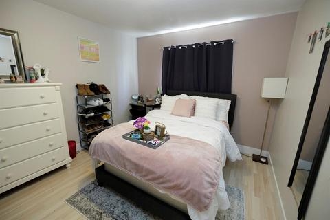 917 Cadillac Dr, Modesto, CA 95351 photo 15