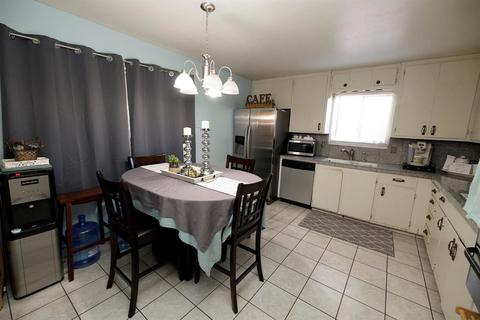 917 Cadillac Dr, Modesto, CA 95351 photo 9