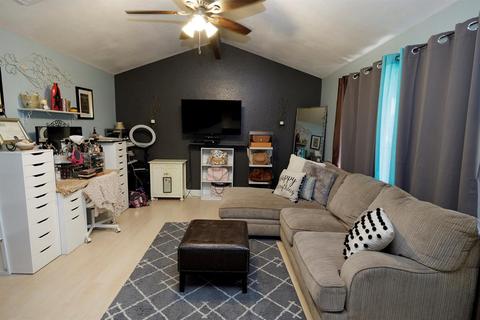 917 Cadillac Dr, Modesto, CA 95351 photo 12
