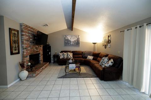 917 Cadillac Dr, Modesto, CA 95351 photo 5