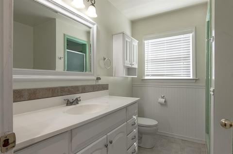 1116 Half Moon Dr, Modesto, CA 95350 photo 17