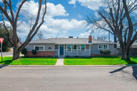 1116 Half Moon Dr, Modesto, CA 95350 photo 1