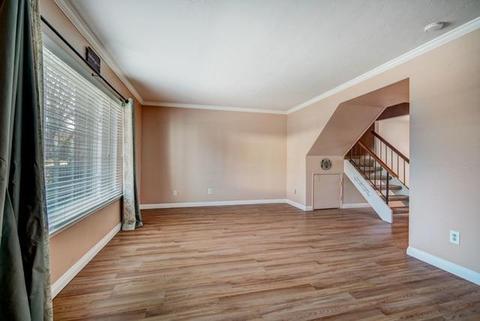 3915 Oak Villa Cir, Carmichael, CA 95608 photo 3