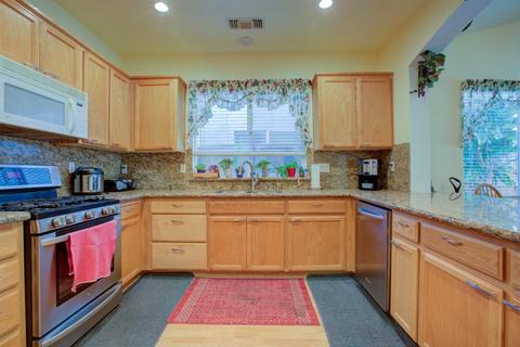 2205 Ellison Dr, Modesto, CA 95355 photo 2