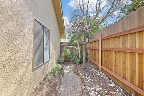 425 E Augusta St, Woodbridge, CA 95258 photo 37