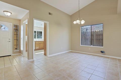 425 E Augusta St, Woodbridge, CA 95258 photo 9