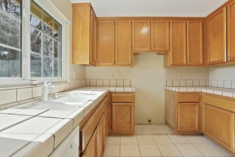 425 E Augusta St, Woodbridge, CA 95258 photo 13